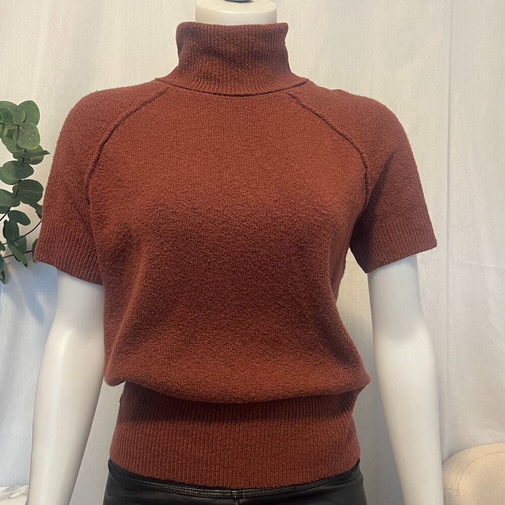 Yet again Knit Sweater Barbiecore High Neckline Shortsleeve Solid Color Slim Fit